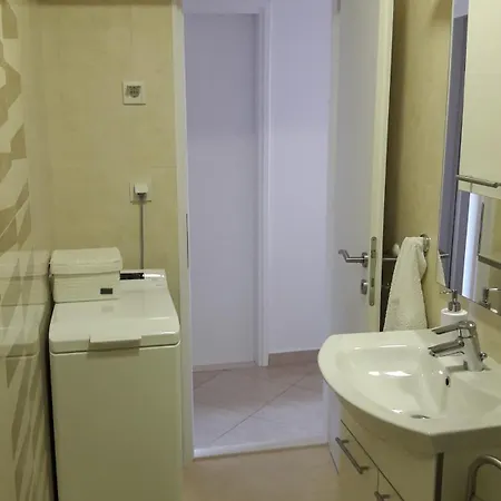 Cupic Apartment *